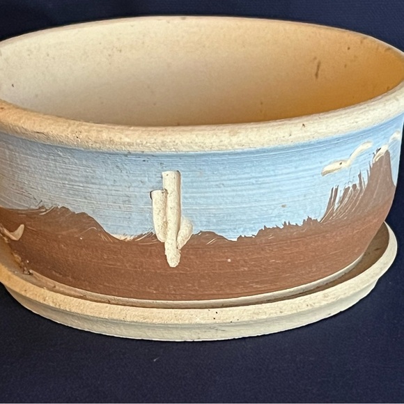 Gordon SW Pottery Planter - Picture 13 of 13